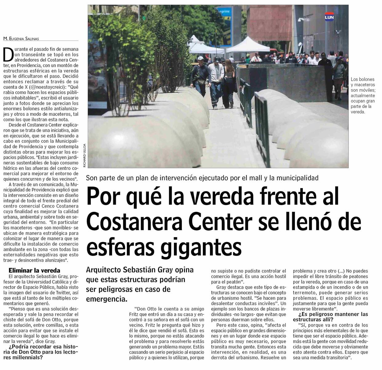 PRENSA I Por qué la vereda frente al Costanera Center se llenó de esferas gigantes