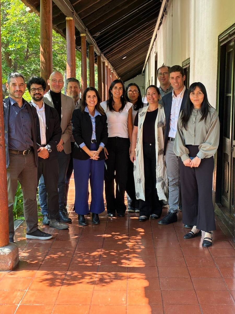 Facultad y Municipalidad de Las Condes colaboran en la elaboración del PLADECO 2026-2032