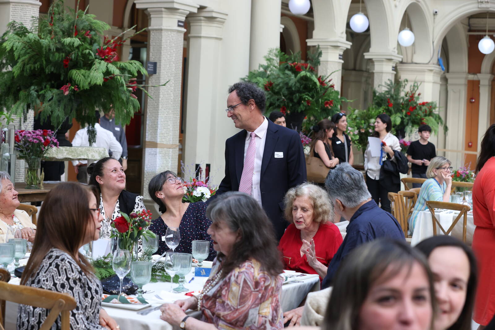 Lo Contador se sumó a la Campaña de Navidad UC 2025